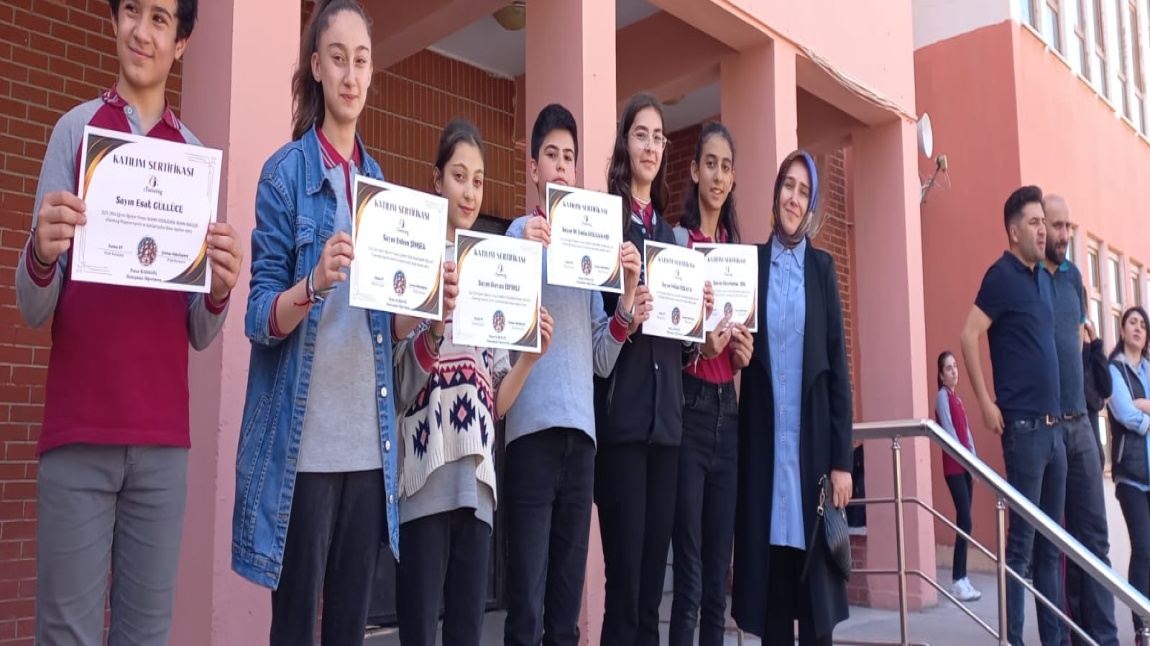 İslam'ın Aydınlığında Bilimin Öncüleri eTwinning Projesi Sertifika Takdimi